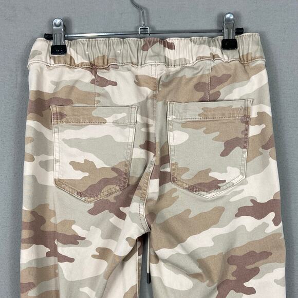 American Eagle Next Level Stretch Camo Size 2 Jogger - Picture 12 of 12